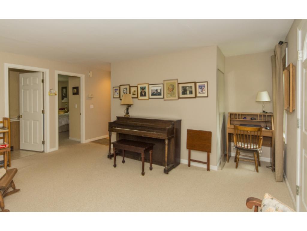 26-153 Coffin Road Epping, NH 03042 - Photo 13 of 29 Gallery Image 13