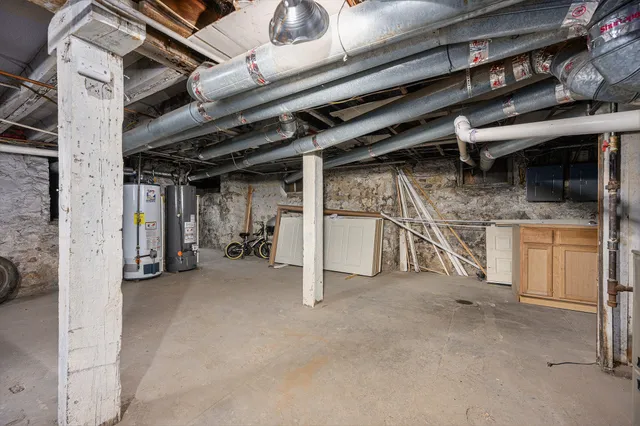 $155,000 | 611 West North Street, Kalamazoo, MI 49007