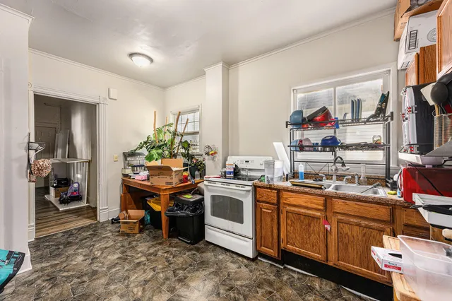 $155,000 | 611 West North Street, Kalamazoo, MI 49007