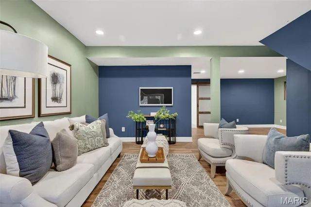 $290,000 | 482 Indian Lake Drive, Wright City, MO 63390