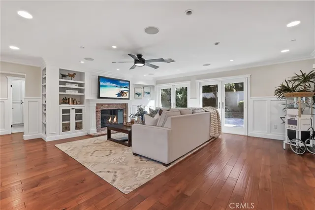 $2,799,000 | 3092 Copa De Oro Drive, Rossmoor, CA 90720