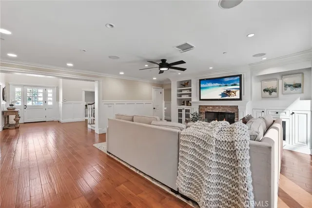 $2,799,000 | 3092 Copa De Oro Drive, Rossmoor, CA 90720