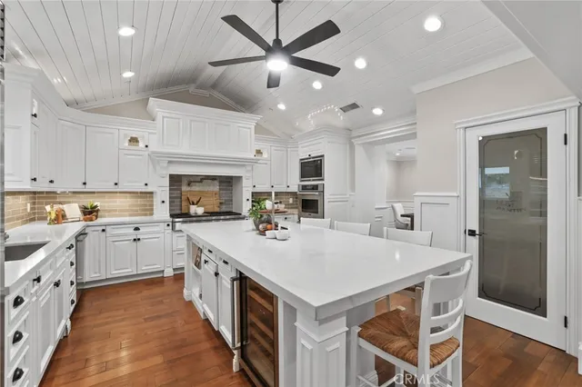 $2,799,000 | 3092 Copa De Oro Drive, Rossmoor, CA 90720