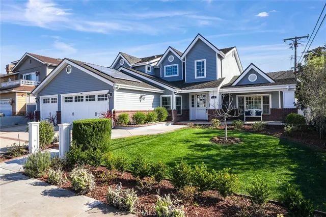 $2,799,000 | 3092 Copa De Oro Drive, Rossmoor, CA 90720