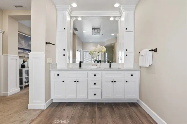 $2,799,000 | 3092 Copa De Oro Drive, Rossmoor, CA 90720