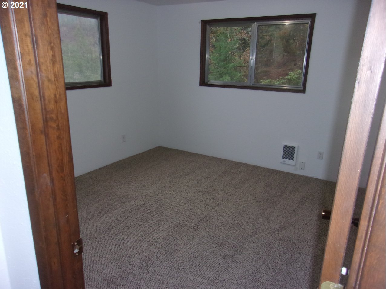 39725 Southwest Fort Hill Road Willamina, OR 97396 - Photo 10 of 16