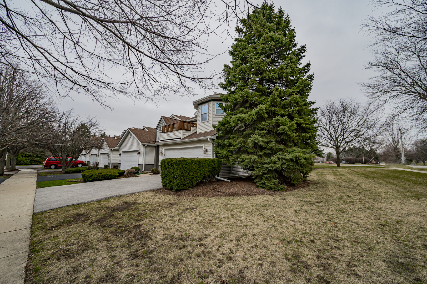407 Inner Cir Drive Bolingbrook, IL 60490 - Photo 20 of 20 a view of a yard with cars