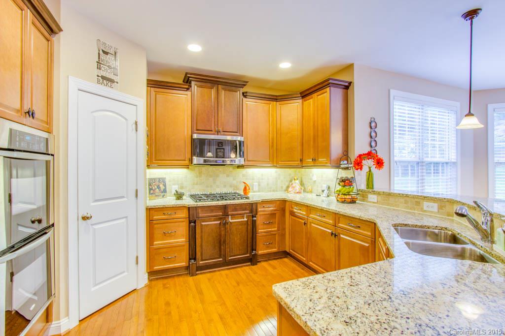 712 Reverdy Court Fort Mill, SC 29708 - Photo 11 of 24