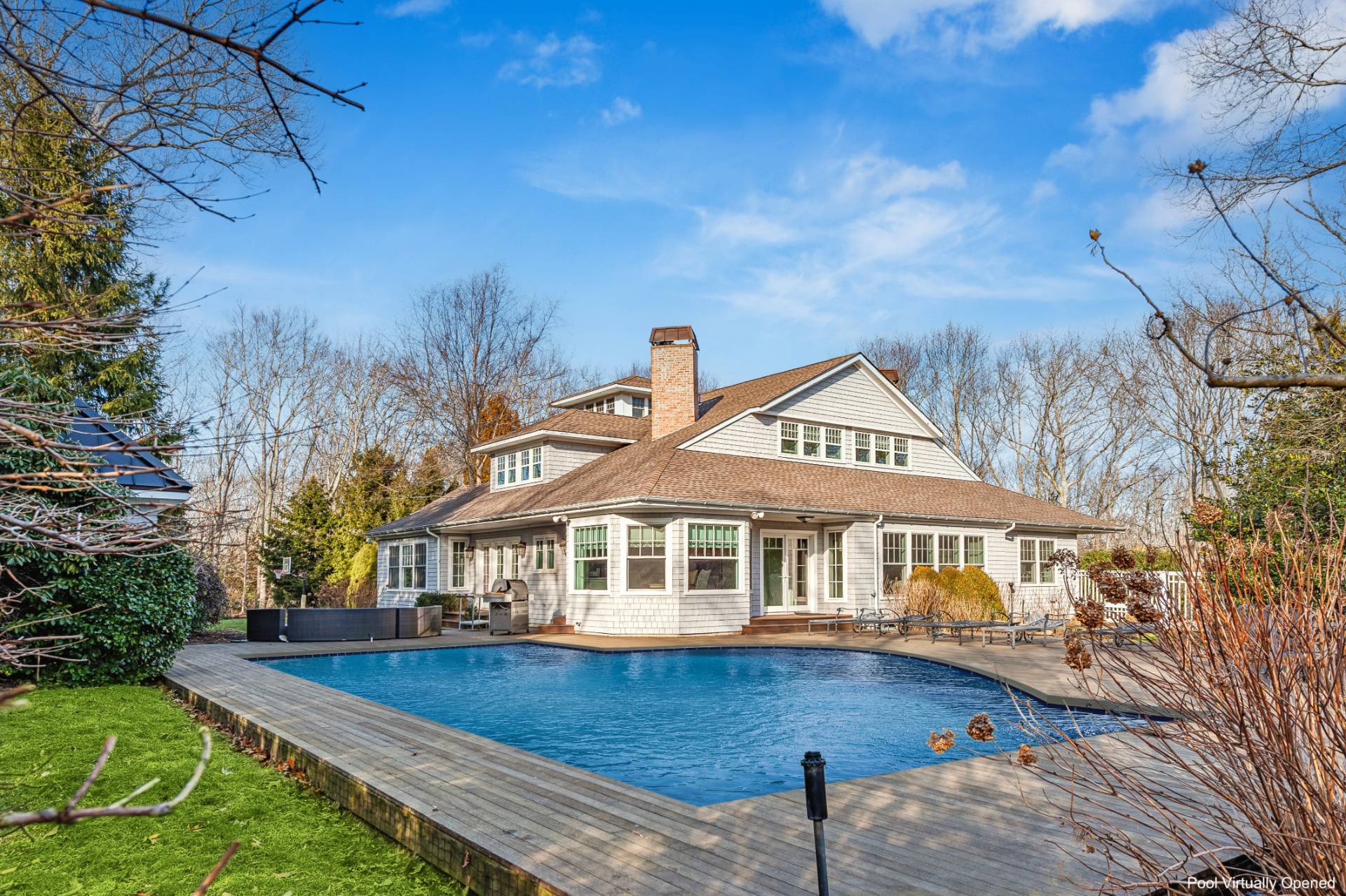 3368 Noyack Road Sag Harbor, NY 11963 - Photo 2 of 23