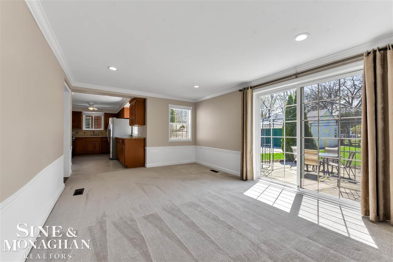 1713 Broadstone Road Grosse Pointe Woods, MI 48236 - Photo 25 of 41