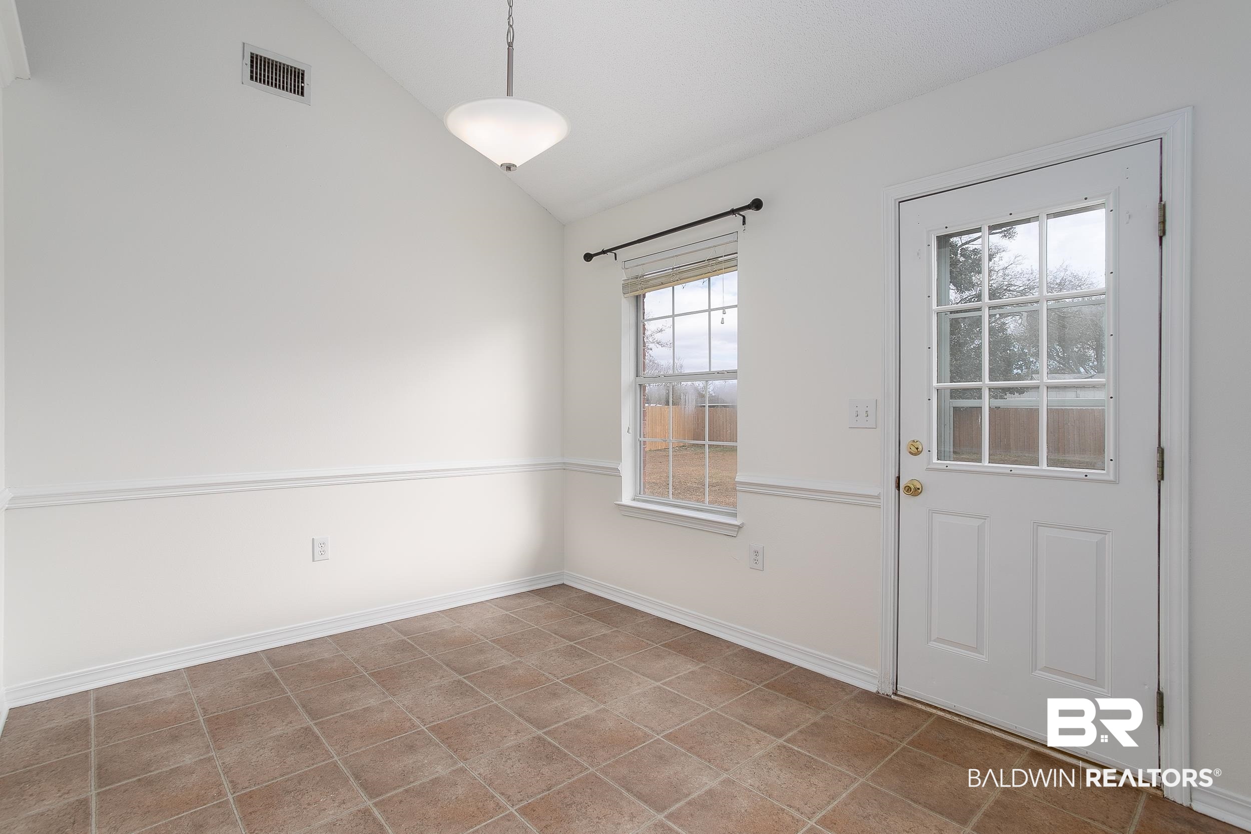 125 Pennbrooke Loop Foley, AL 36535 - Photo 14 of 35 Dining Room
