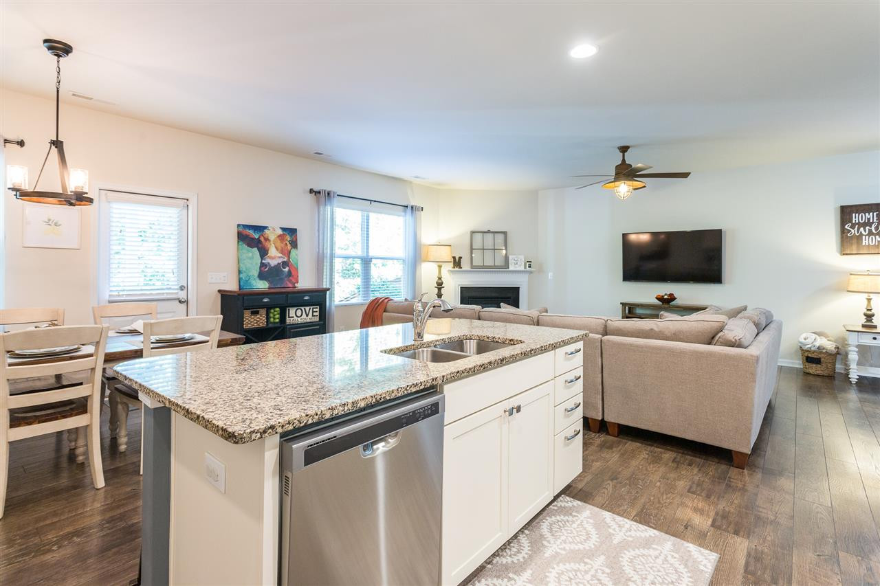 8139 Feldwig Place Raleigh, NC 27616 - Photo 14 of 30 Kitchen