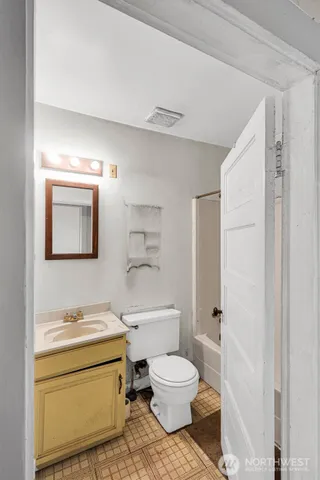 $425,000 | 5727 Lombard Avenue, Everett, WA 98203