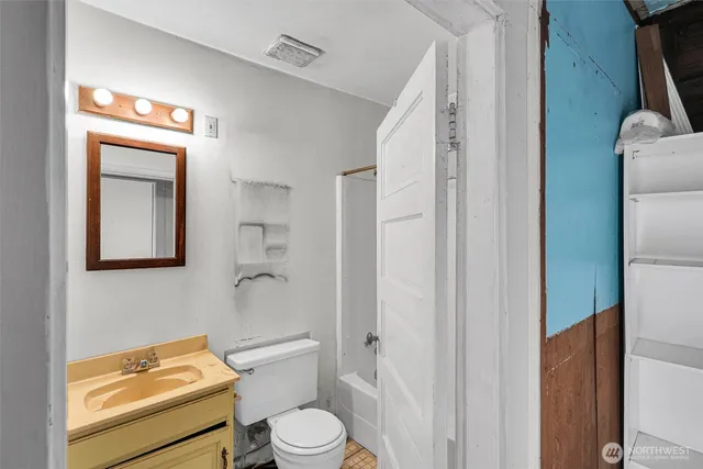 $425,000 | 5727 Lombard Avenue, Everett, WA 98203