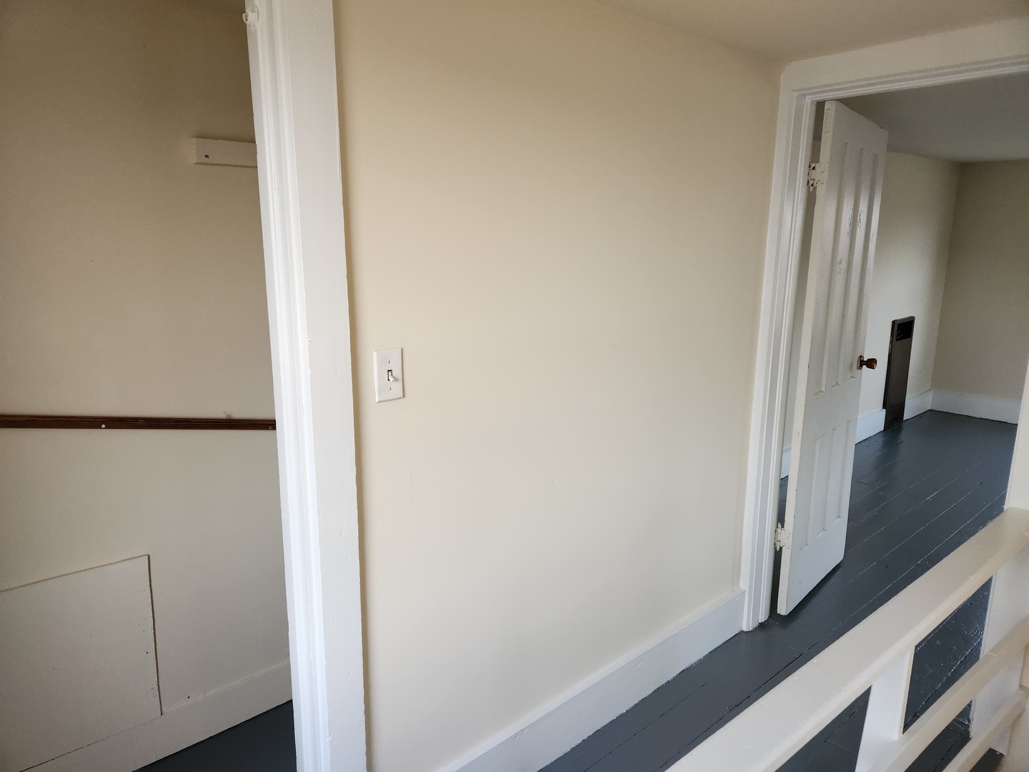 23909 Lawrence Road Harvard, IL 60033 - Photo 20 of 21 a view of a hallway with wooden floor