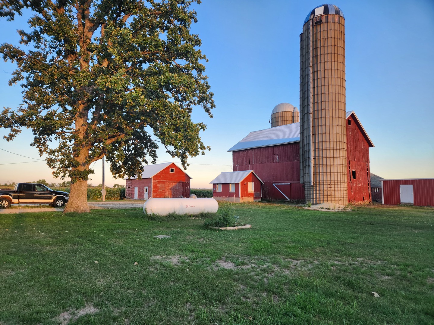 23909 Lawrence Road Harvard, IL 60033 - Photo 3 of 21 a view of a house with a yard