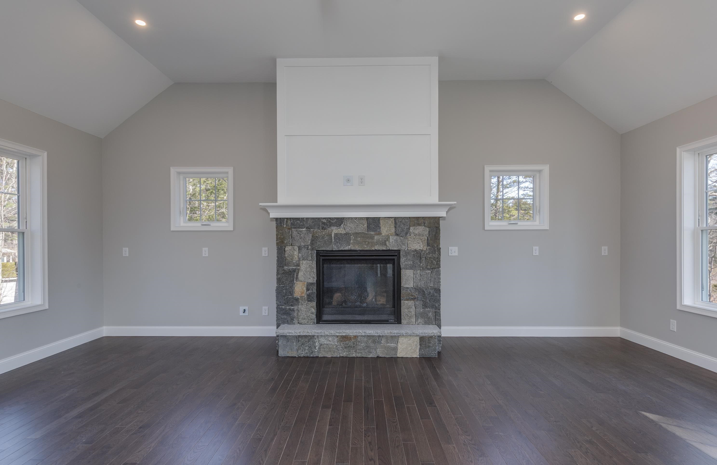 38 Lane Road Raymond, NH 03077 - Photo 19 of 36