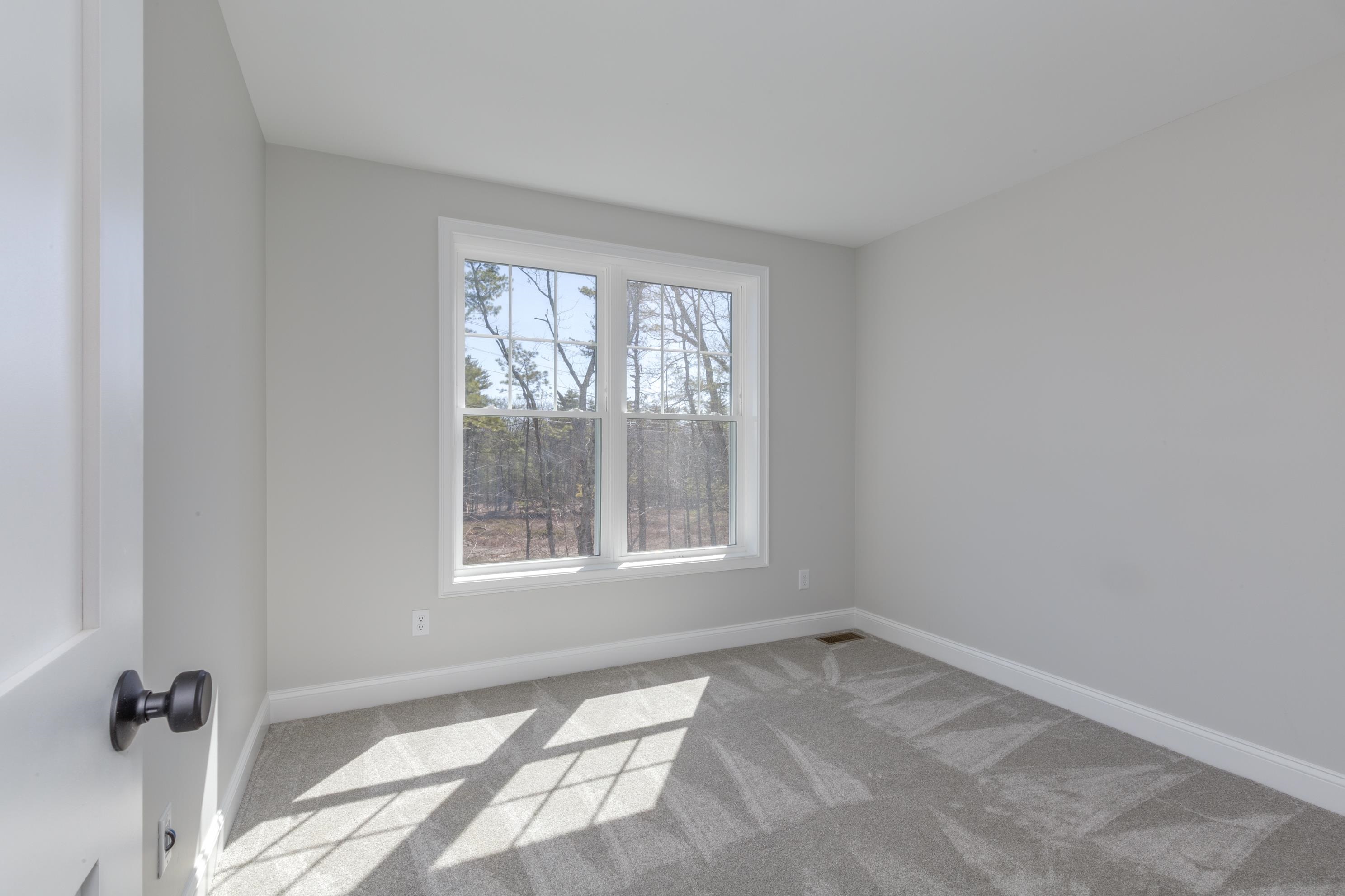 38 Lane Road Raymond, NH 03077 - Photo 23 of 36