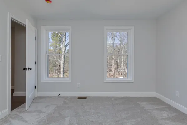 $899,900 | 38 Lane Road, Raymond, NH 03077