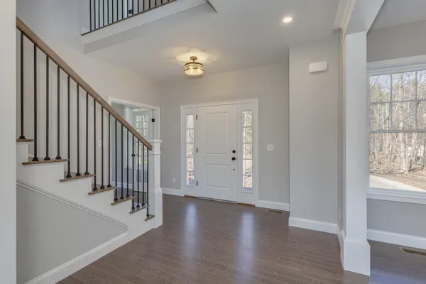 $899,900 | 38 Lane Road, Raymond, NH 03077