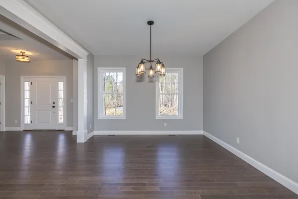 $899,900 | 38 Lane Road, Raymond, NH 03077