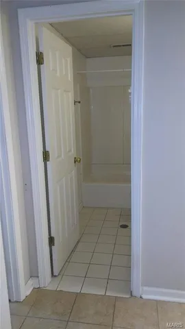 $104,900 | 4496 Maryland Avenue, Unit B, St. Louis, MO 63108