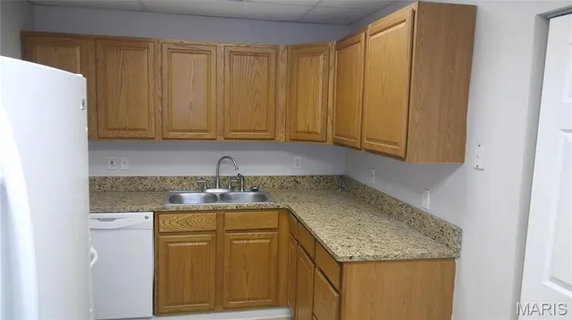 $104,900 | 4496 Maryland Avenue, Unit B, St. Louis, MO 63108