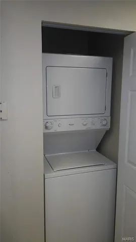 $104,900 | 4496 Maryland Avenue, Unit B, St. Louis, MO 63108