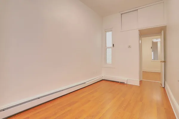 $2,000 | 119 Zabriskie Street, Unit 3, Jersey City, NJ 07307
