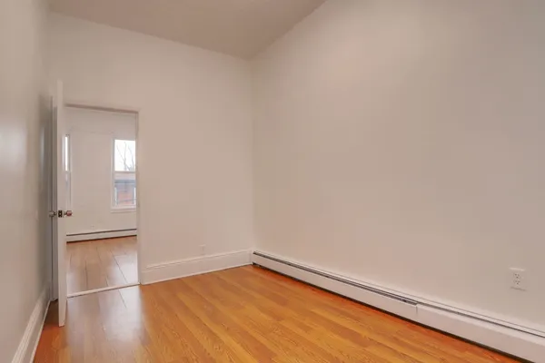 $2,000 | 119 Zabriskie Street, Unit 3, Jersey City, NJ 07307