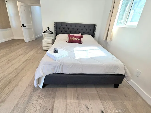 $5,000 | 1225 West 41st Street, Los Angeles, CA 90037