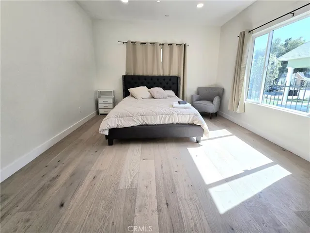 $5,000 | 1225 West 41st Street, Los Angeles, CA 90037