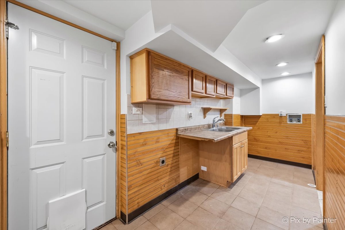 380 Dulles Road Des Plaines, IL 60016 - Photo 30 of 31