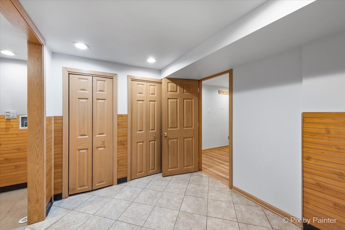 380 Dulles Road Des Plaines, IL 60016 - Photo 32 of 39 Gallery Image 32