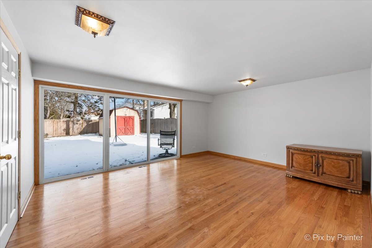 380 Dulles Road Des Plaines, IL 60016 - Photo 4 of 31