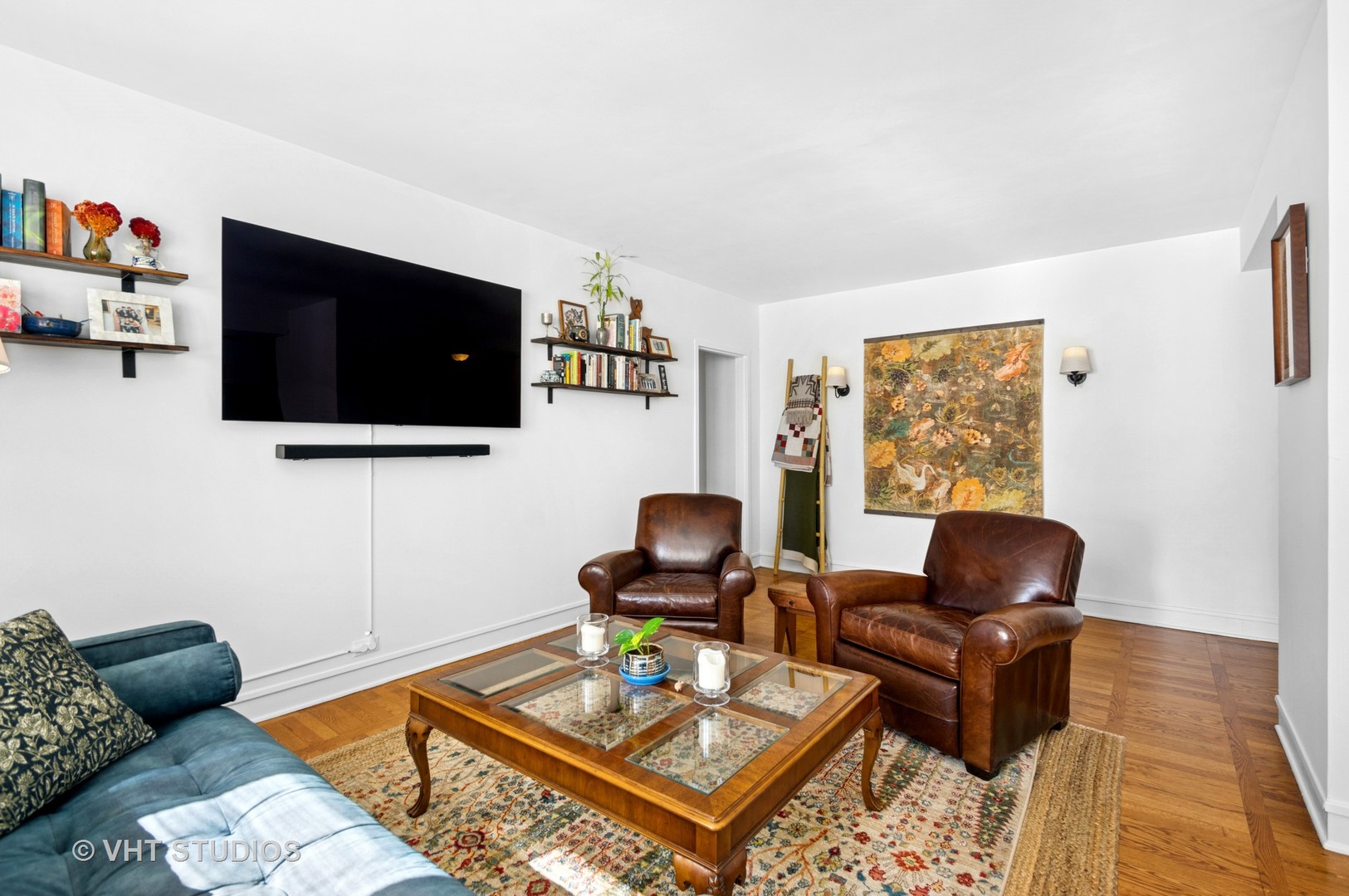 1585 Ridge Avenue, Unit 110 Evanston, IL 60201 - Photo 7 of 21 Gallery Image 7