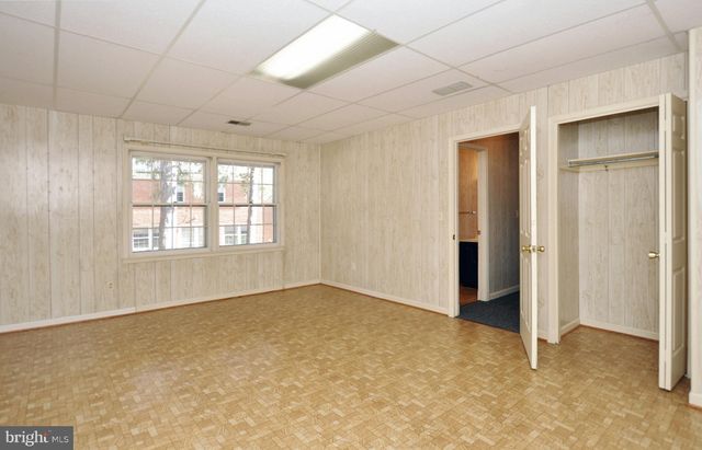 $1,045,000 | 5003 Sangamore Road, Bethesda, MD 20816