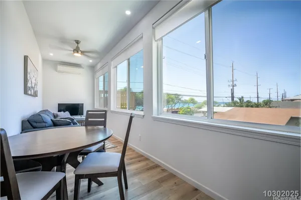 $2,750 | 87-1450 Farrington Highway, Unit C (UPSTAIRS), Waianae, HI 96792