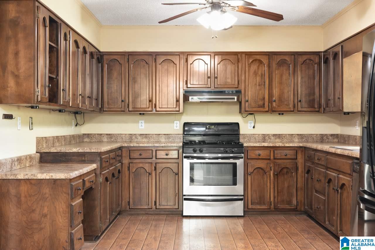 1850 Hamilton Road Pelham, AL 35124 - Photo 15 of 43