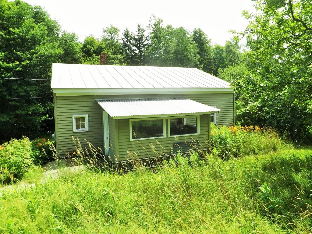 325 Stellar Road Williamstown, VT 05679 - Photo 2 of 22