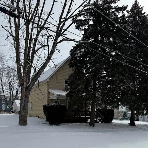 $212,900 | 201 Lincoln Street, Harvard, IL 60033