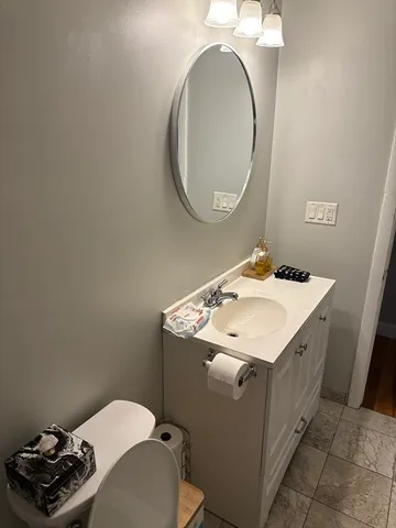 $2,200 | 516 Main Street, Unit 1, Walpole, MA 02081