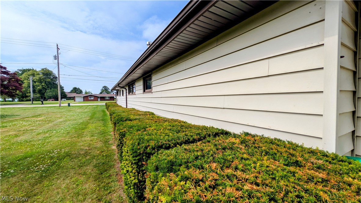 1099 Lake Road Conneaut, OH 44030 - Photo 41 of 42
