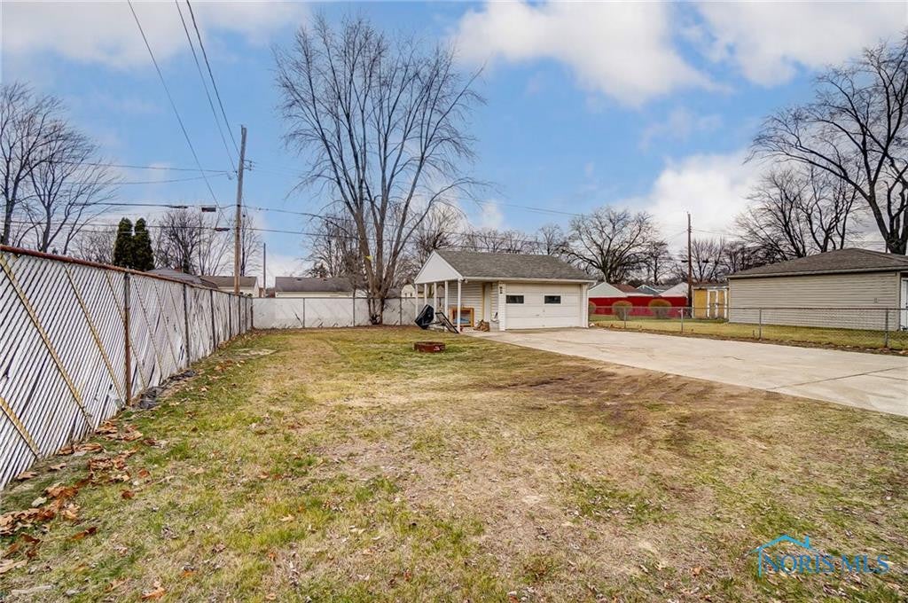 3040 West Laskey Road Toledo, OH 43613 - Photo 32 of 35 Gallery Image 32