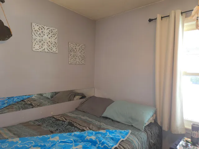 $63,900 | 4134 17th Street, Ecorse, MI 48229