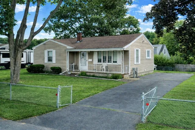 $389,900 | 54 Greenbrier Drive, New Bedford, MA 02745