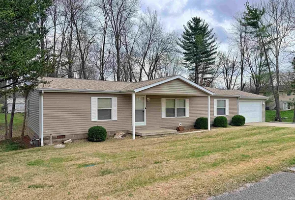 $189,900 | 315 Doyle Avenue, Loogootee, IN 47553