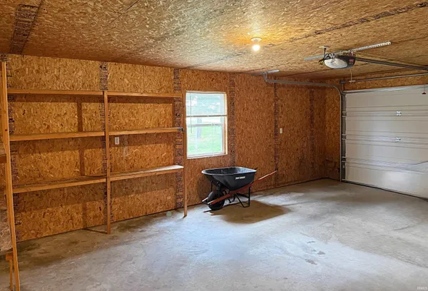 $189,900 | 315 Doyle Avenue, Loogootee, IN 47553