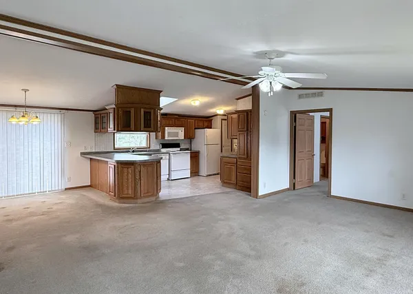 $189,900 | 315 Doyle Avenue, Loogootee, IN 47553
