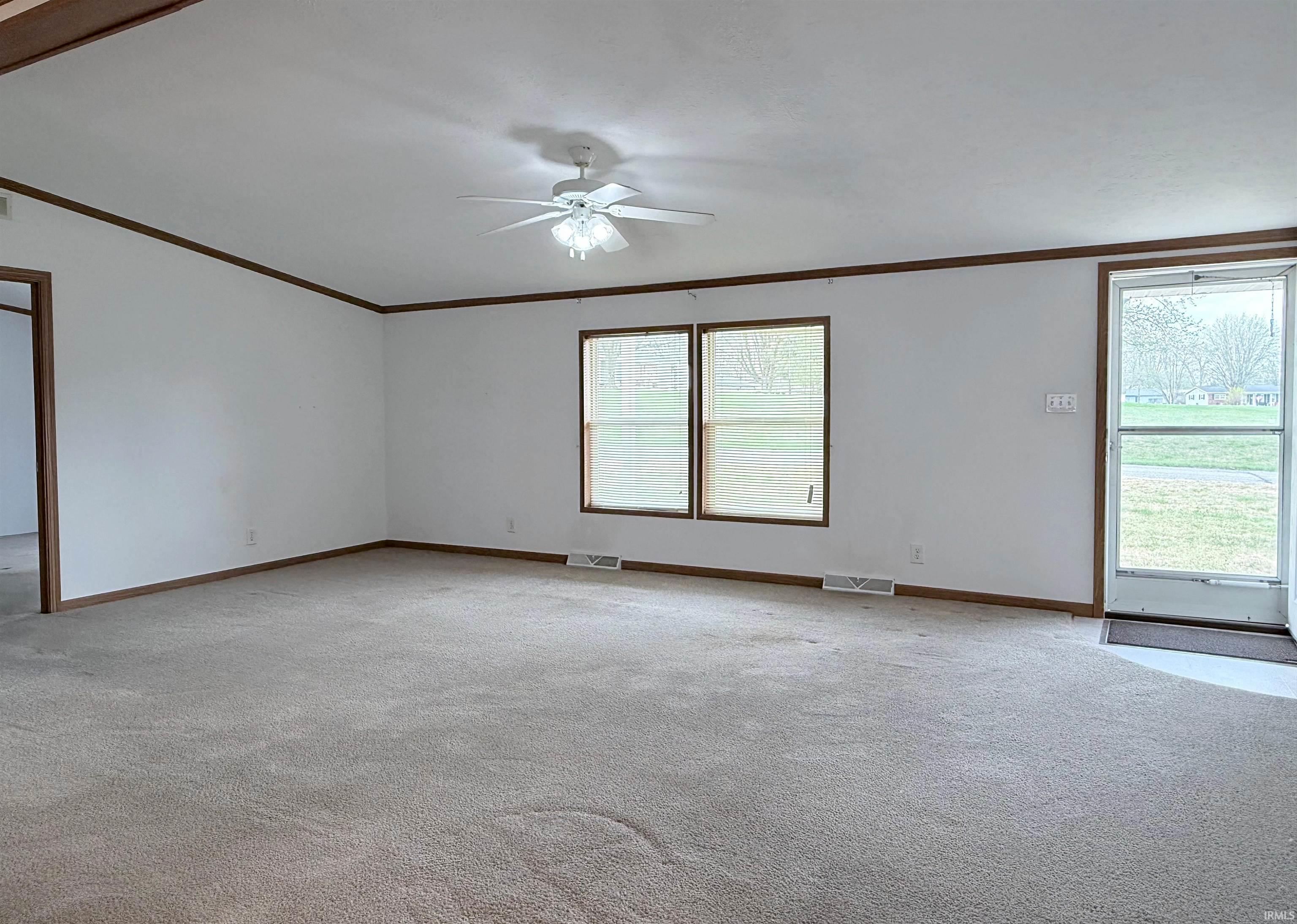 315 Doyle Avenue Loogootee, IN 47553 - Photo 3 of 27